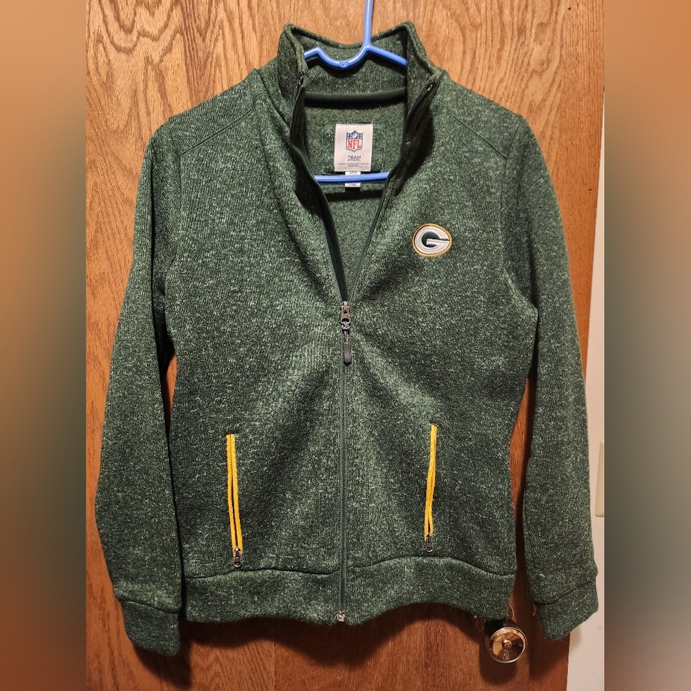 Womans Green Bay packers jacket